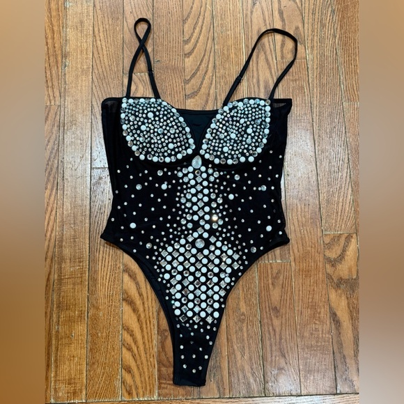 Fashion Nova Other - Fashion Nova Black Top with Sparkling Details